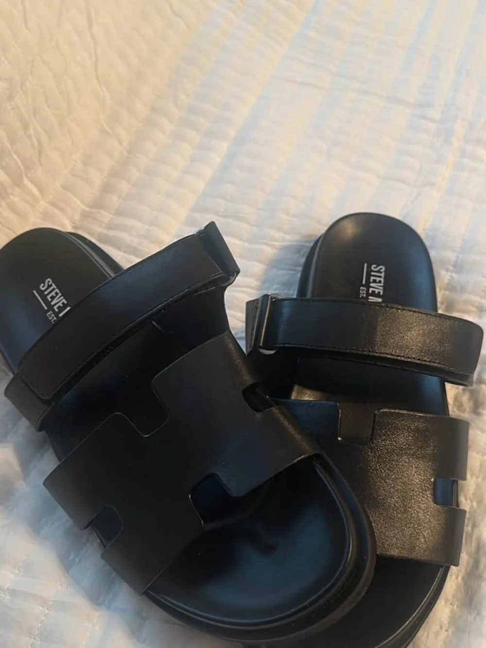 Steve Madden Black Leather Cutout Slide Sandals